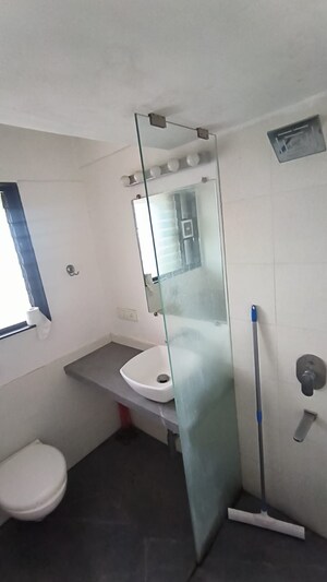 Master Bedroom in 2 BHK Apartment at Sanghvi Aaditya Heights, Tardeo – for Rent