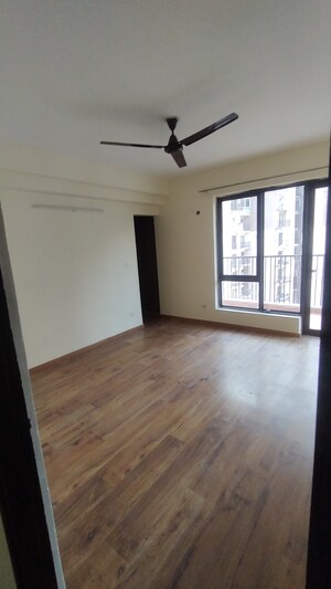 4 BHK Apartment For Rent in Logix Blossom County, Sector 137