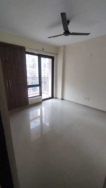 Bedroom in 4 BHK Apartment at Logix Blossom County, Sector 137 – for Rent