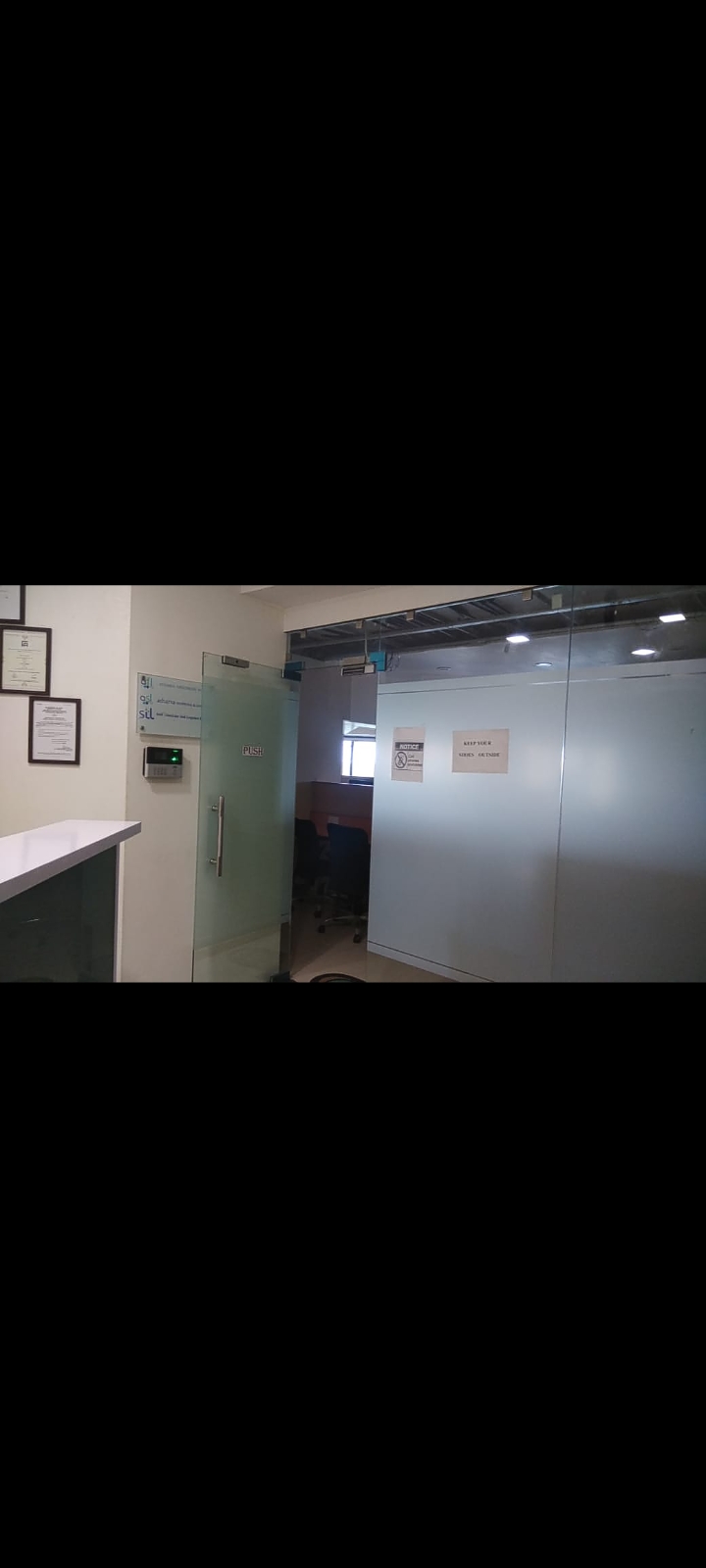 Office Space For Rent in Kukreja Balaji Bhavan
