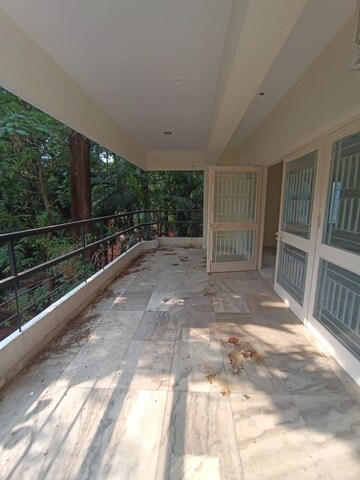 Balcony in 6+ BHK Independent House at Garden Homes, Halasuru – for Rent