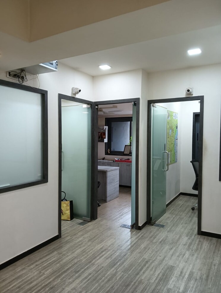 undefined, manpada Commercial Office Space 1500 Sq.Ft. In Manpada Thane 9223328