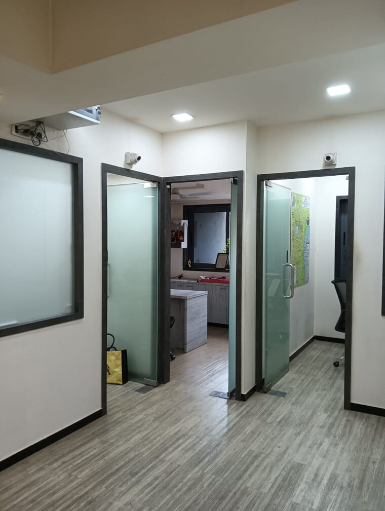 undefined, manpada Commercial Office Space 1500 Sq.Ft. In Manpada Thane 9223328