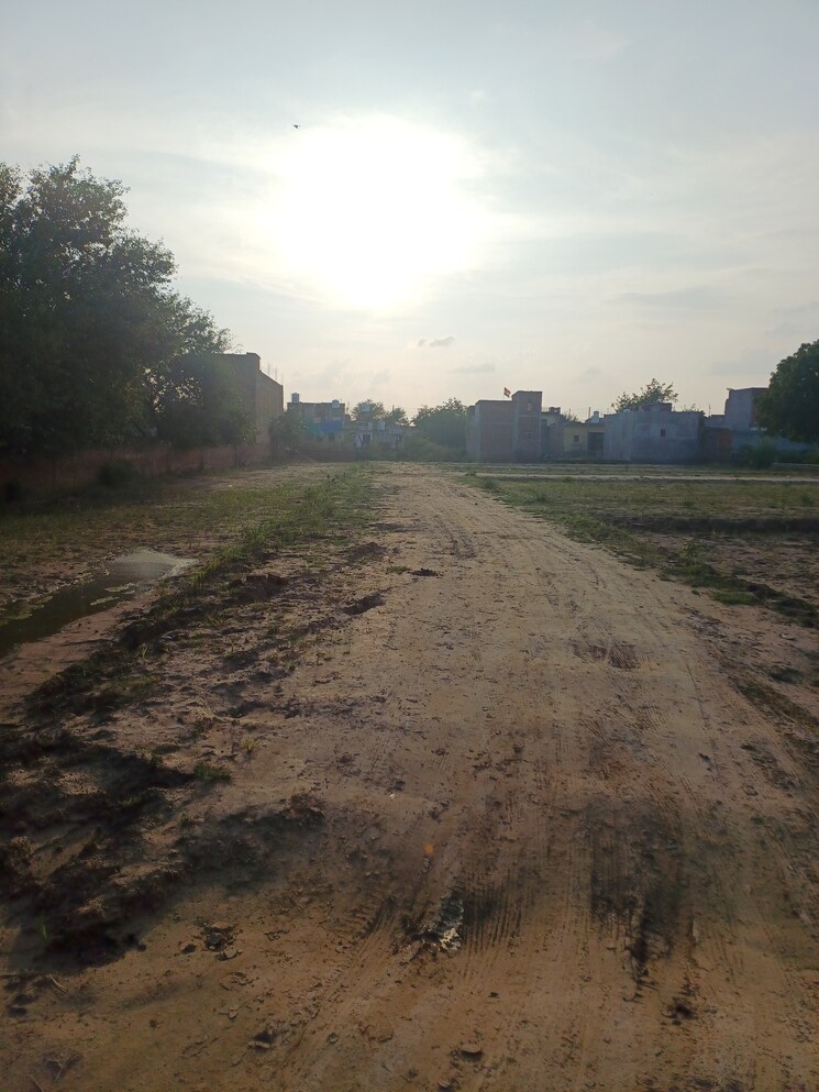 undefined, bhopani  66 Sq.Yd. Plot In Bhopani Faridabad 9223333