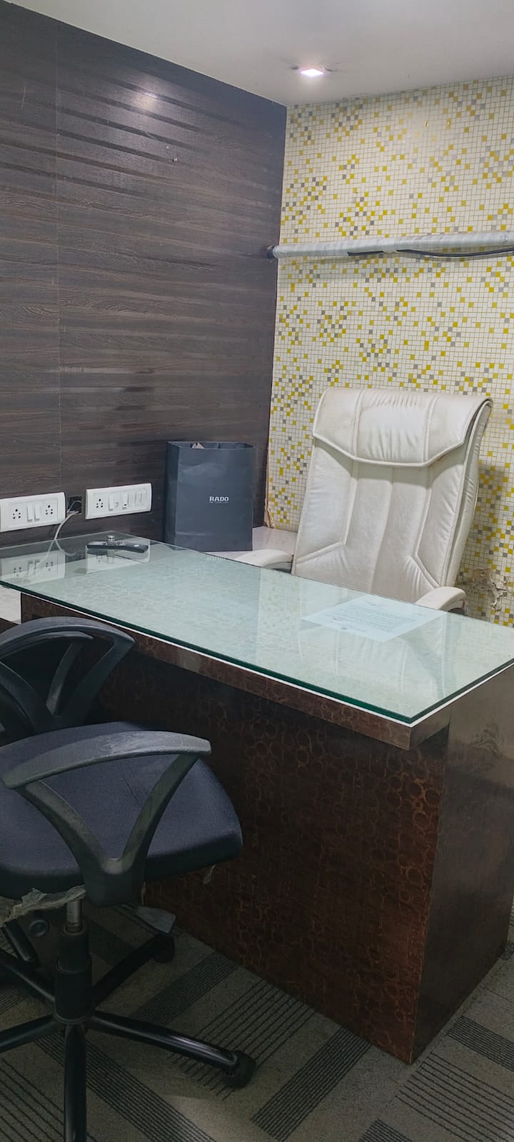 Office Space For Rent in Hiranandani Meadows