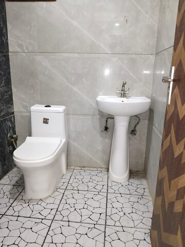 Bathroom in 3 BHK Apartment at Panchsheel Vihar – for Rent