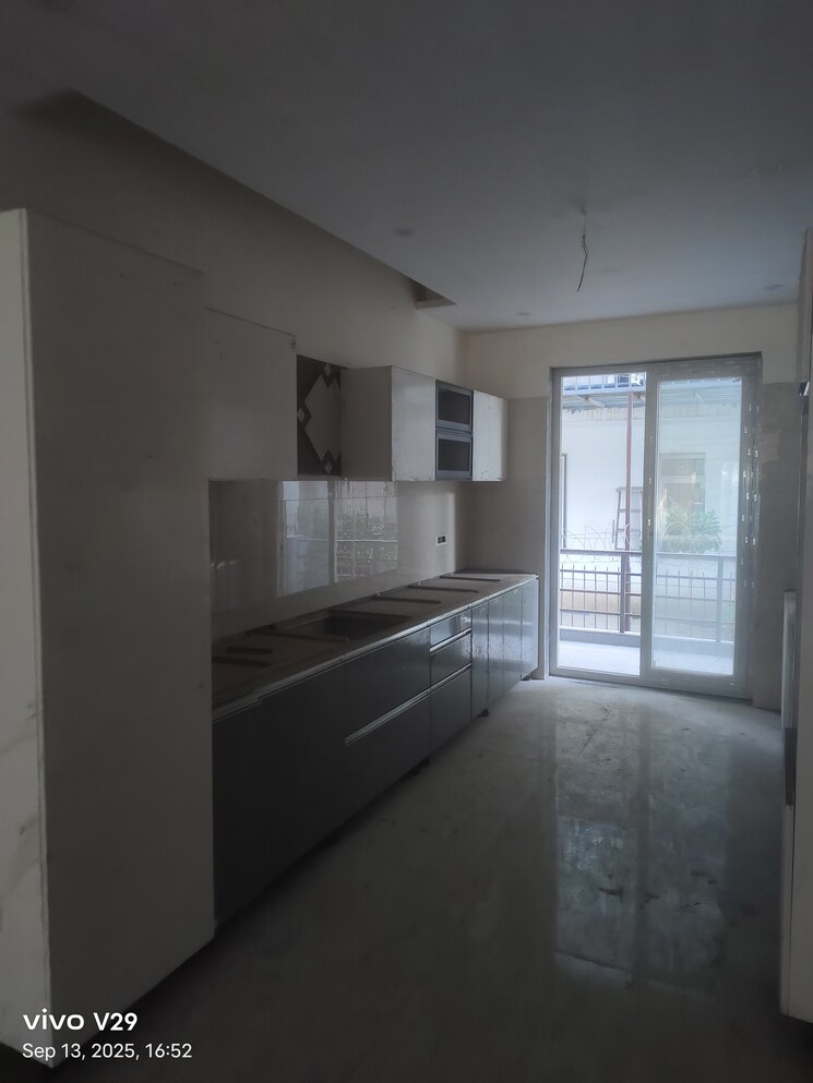 Kitchen, parsvnath-exotica 4 Bedroom 3390 Sq.Ft. Apartment In Sector 53 Gurgaon 9223449