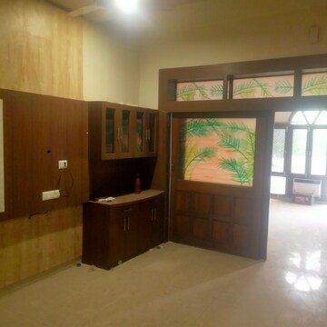 Room in  Office Space at Wazirganj – for Rent