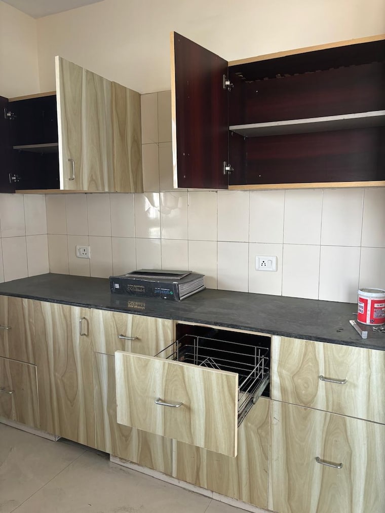 Kitchen, satguru-apartments 3 Bedroom 2600 Sq.Ft. Apartment In Sector 52 Gurgaon 9223528