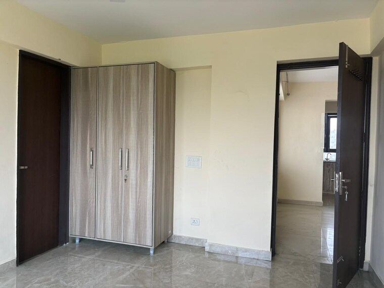 Room, satguru-apartments 3 Bedroom 2600 Sq.Ft. Apartment In Sector 52 Gurgaon 9223528
