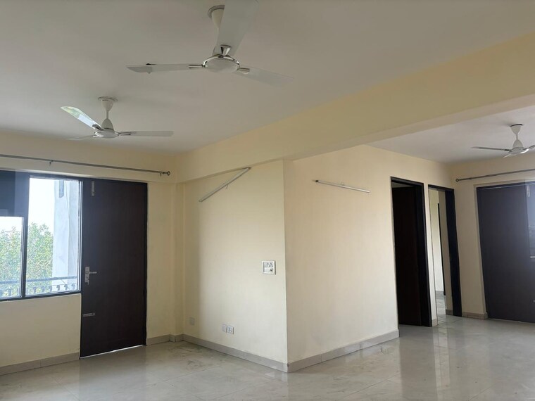 Room, satguru-apartments 3 Bedroom 2600 Sq.Ft. Apartment In Sector 52 Gurgaon 9223528