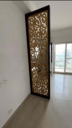 Room in 2.5 BHK Apartment at Fusion Homes, Tech Zone Greater Noida – for Sale