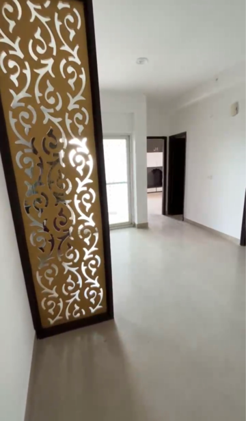 Room in 2.5 BHK Apartment at Fusion Homes, Tech Zone Greater Noida – for Sale