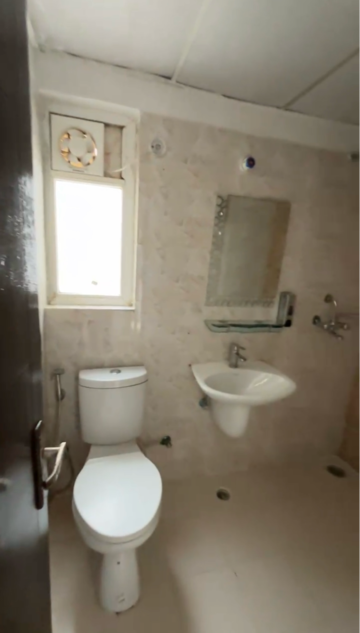 Bathroom in 2.5 BHK Apartment at Fusion Homes, Tech Zone Greater Noida – for Sale