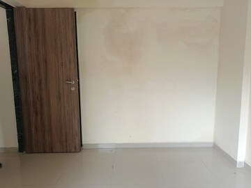 1 BHK Apartment For Rent in Je And Vee Om Trimurti, Malad East