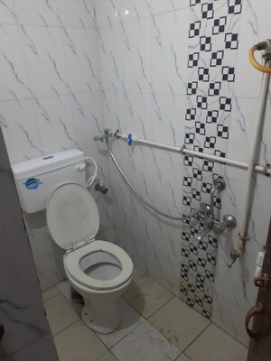 Bathroom in 1 BHK Apartment at Dhankawadi – for Rent