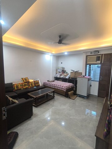 Living Room in 4 BHK Builder Floor at Green Fields Colony – for Rent