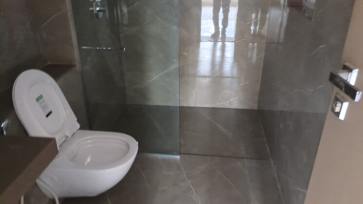 Bathroom, mulund west 2 Bedroom 784 Sq.Ft. Apartment In Mulund West Mumbai 9223660