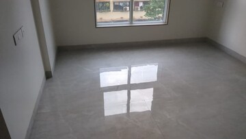 Room in 2 BHK Apartment at Mulund West – for Rent