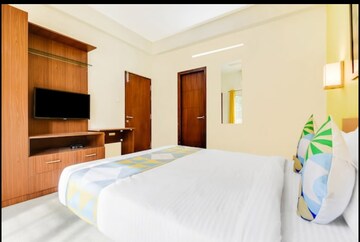 Bedroom in 3 BHK Apartment at Hrbr Layout – for Rent