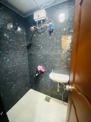 Furnished Amenities in 2 BHK Apartment at La Gloriosa Apartment, Kalyani Nagar – for Rent