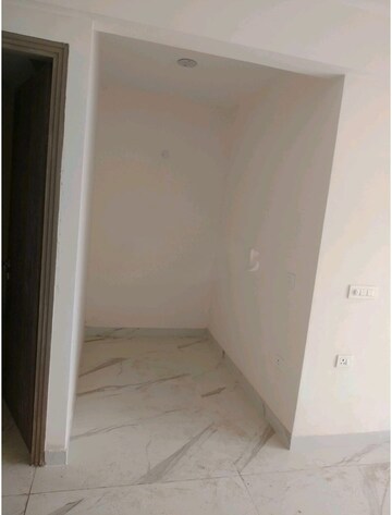 Bathroom in 2 BHK Apartment at Spaze Privvy The Address, Sector 93 – for Sale