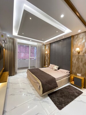 Master Bedroom in 3.5 BHK Apartment at Sector 11 – for Rent