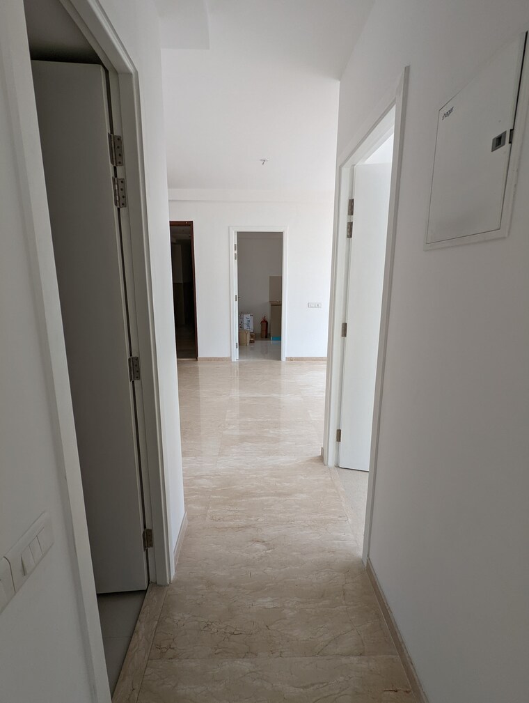 undefined, hiranandani-delanna 2 Bedroom 1050 Sq.Ft. Apartment In Ghodbunder Road Thane 9223683