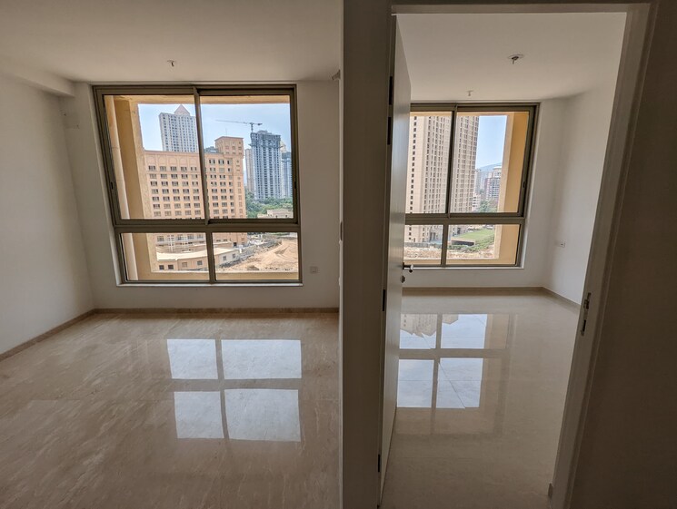 Room, hiranandani-delanna 2 Bedroom 1050 Sq.Ft. Apartment In Ghodbunder Road Thane 9223683