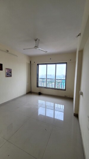 2 BHK Apartment For Sale in Arihant Residency Sion, Sion
