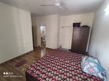 Bedroom in 3 BHK Apartment at UPAVP Bhagirathi Enclave, Raebareli Road – for Rent