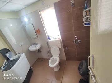 Bathroom in 3 BHK Apartment at UPAVP Bhagirathi Enclave, Raebareli Road – for Rent