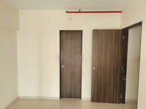 Room in 2 BHK Apartment at Tilak Nagar Building, Tilak Nagar – for Sale