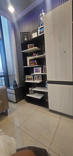 Office Space For Sale in SVH 83 Metro Street