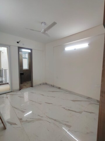 Room in 2 BHK Apartment at Smart World Gems, Sector 89 – for Rent