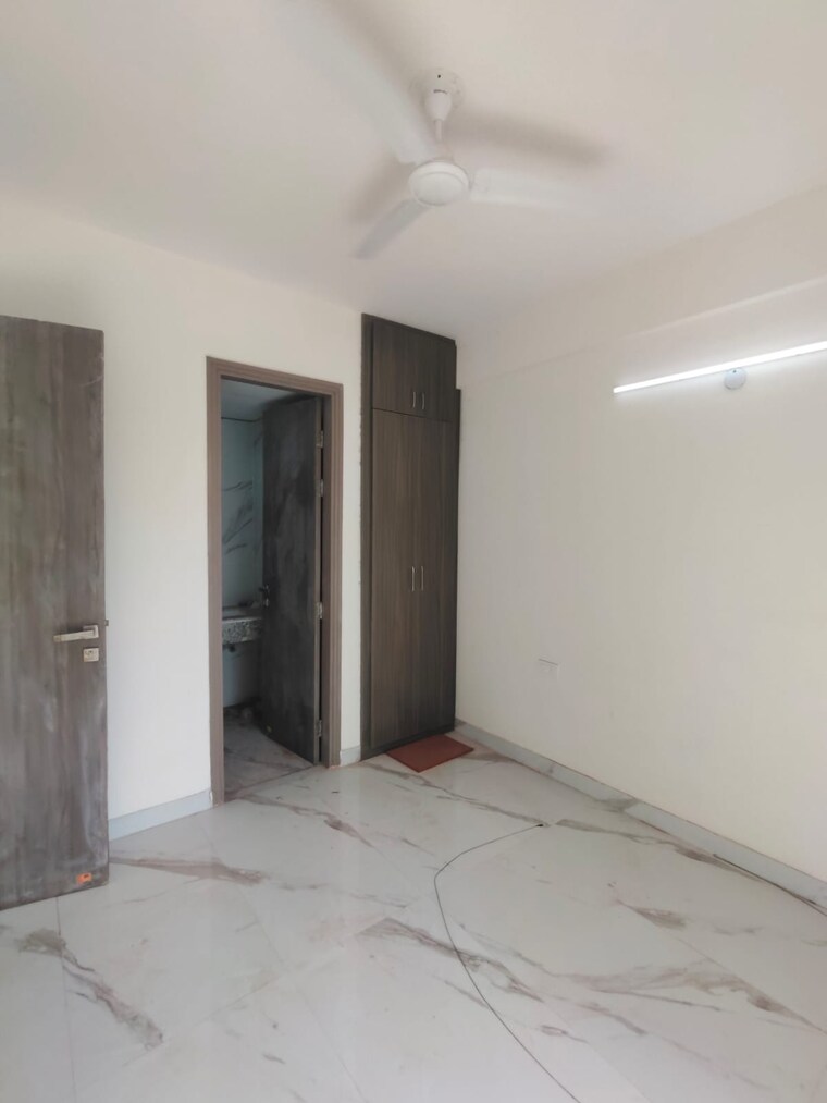 Room, smart-world-gems 2 Bedroom 1105 Sq.Ft. Apartment In Sector 89 Gurgaon 9223763