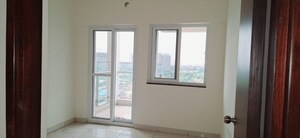 Room in 2 BHK Apartment at Puravankara Silversands, Mundhwa – for Rent