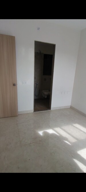 Room in 1 BHK Apartment at Shivalik Bandra North Gulmohar Avenue, Bandra East – for Rent