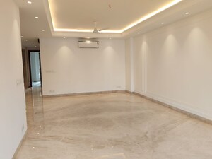 Room in 4 BHK Builder Floor at Nehru Enclave – for Sale
