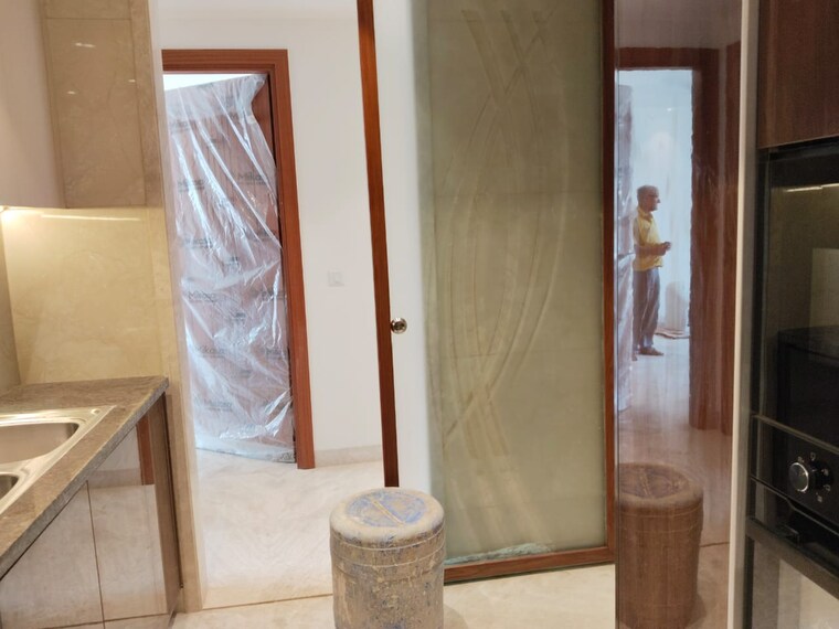 Bathroom, nehru enclave 4 Bedroom 4300 Sq.Ft. Builder Floor In Nehru Enclave Delhi 9223806