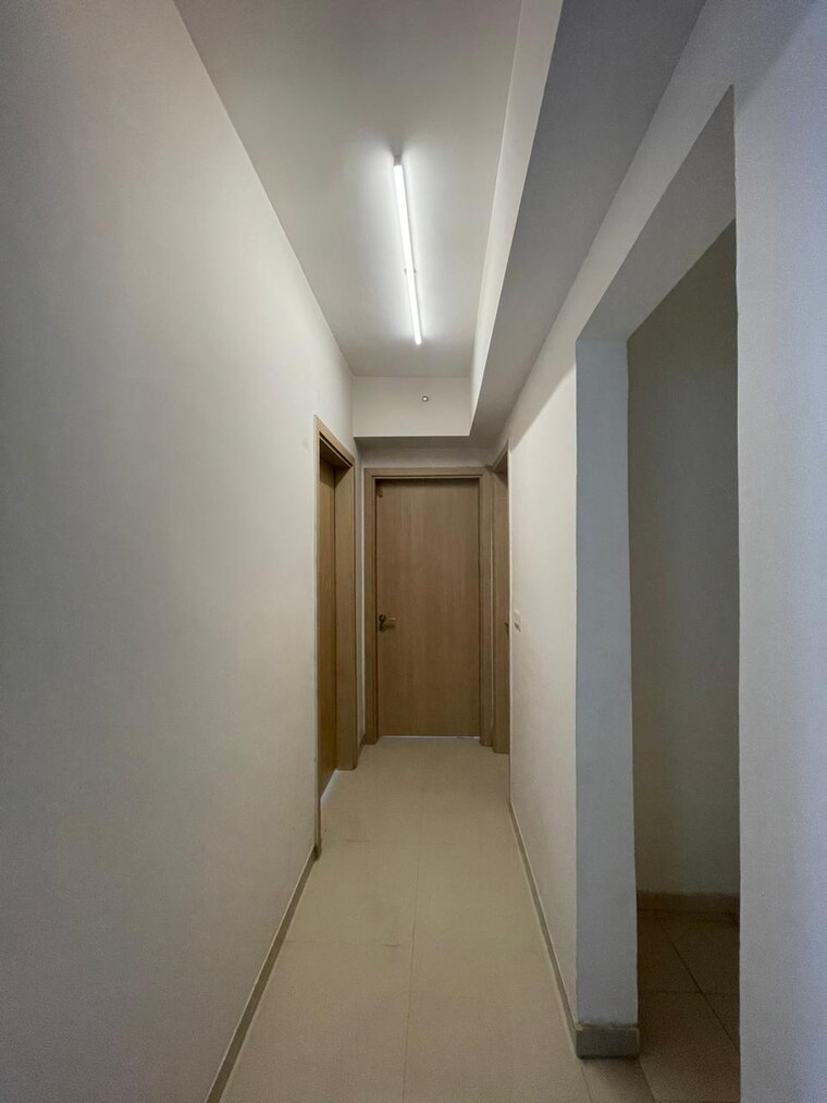 undefined, dlf-new-town-heights-iii 3.5 Bedroom 1450 Sq.Ft. Apartment In Sector 91 Gurgaon 9223776