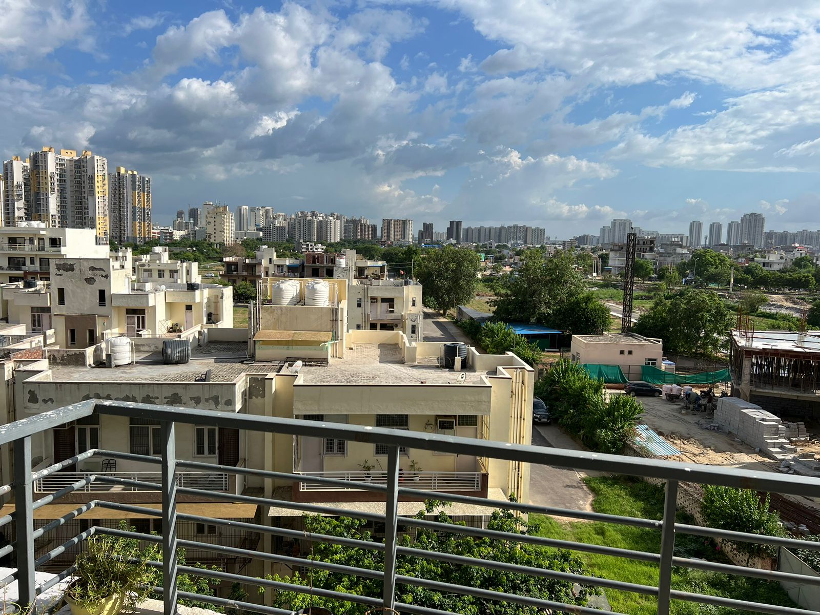 3 BHK + Servant Room 1918 Sq.Ft. Apartment in Spaze Privy AT4