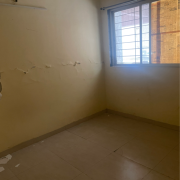 Room in 1 BHK Apartment at Shree Manibhadra Wakad Centre, Bhagwan Nagar – for Rent