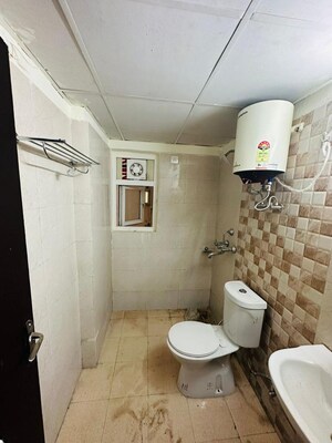 Bathroom in 3 BHK Apartment at Amrapali Silicon City, Sector 76 – for Sale