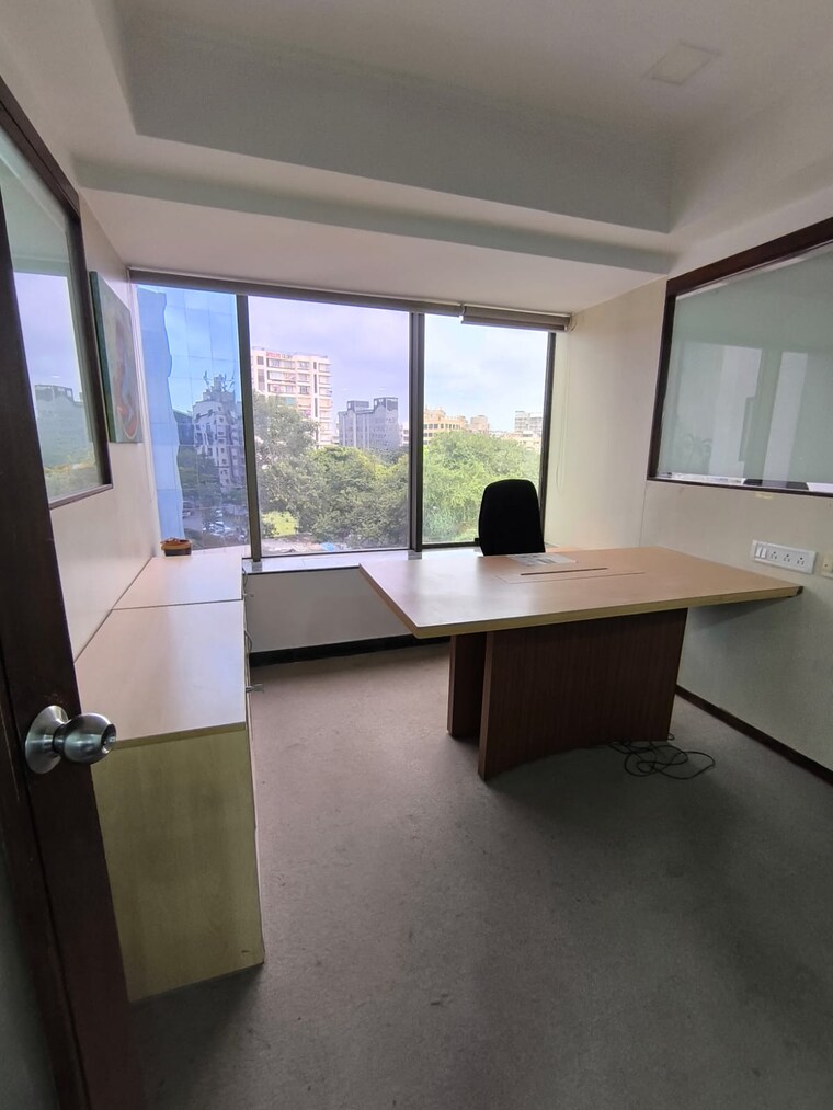 Team Area, solitaire-corporate-park Commercial Office Space 2700 Sq.Ft. In Andheri East Mumbai 9223940