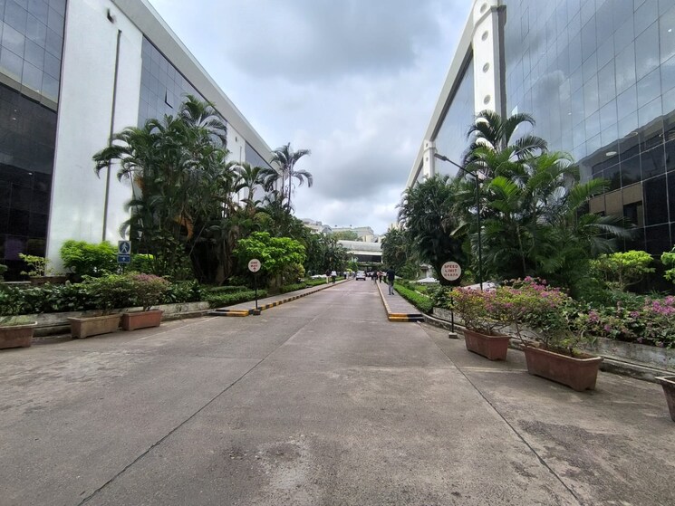 Exterior View, solitaire-corporate-park Commercial Office Space 2700 Sq.Ft. In Andheri East Mumbai 9223940