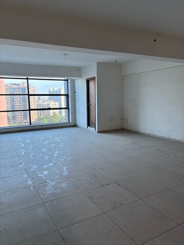 Room in  Office Space in IT/SEZ at Science City – for Rent