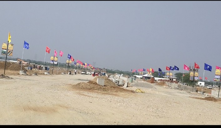 Plot For Sale in Kondapur