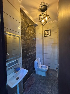 Bathroom in 2 BHK Builder Floor at Dwarka Mor – for Rent