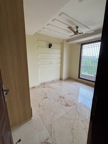 Bedroom in 3 BHK Builder Floor at Sector 17 Dwarka – for Rent